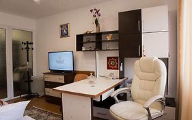 Belle Studio