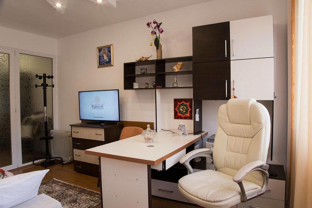Belle Studio Apartment Galaţi Exterior foto