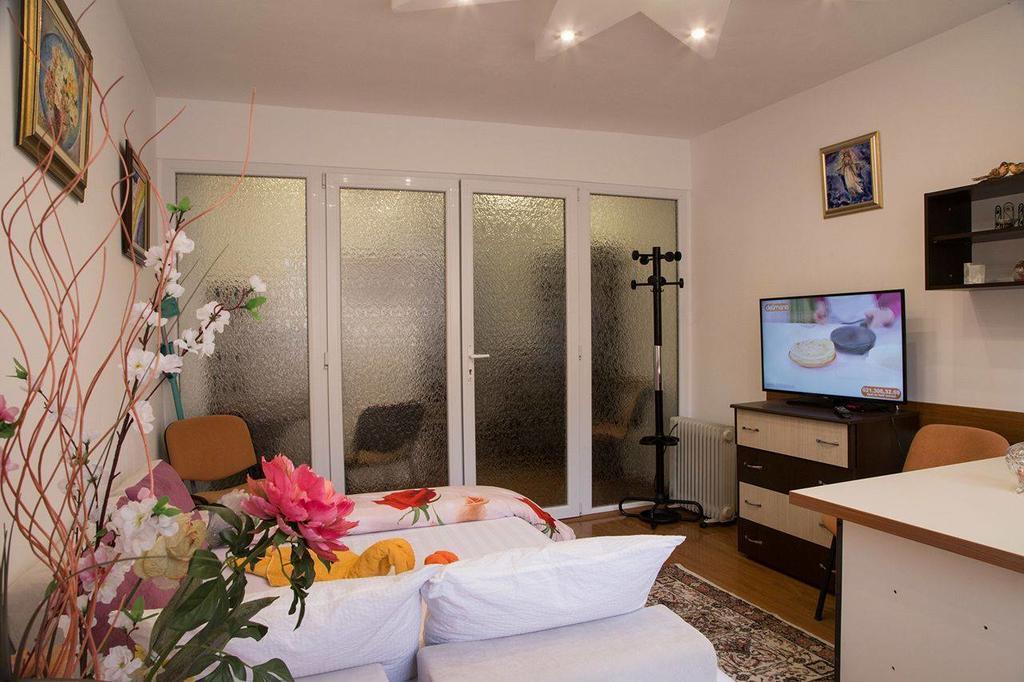 Belle Studio Apartment Galaţi Exterior foto