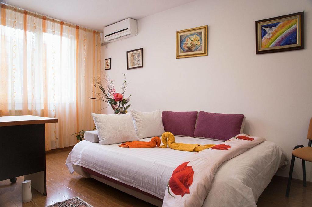 Belle Studio Apartment Galaţi Exterior foto